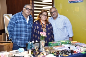 SHAH STUDIO 69937200 (235)-min