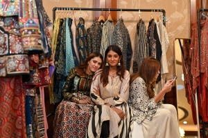 SHAH-STUDIO-69937200-274-scaled